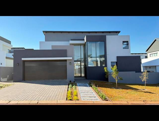 4 BEDROOM HOUSE FOR SALE IN FOUNTAINBROOK ESTATE